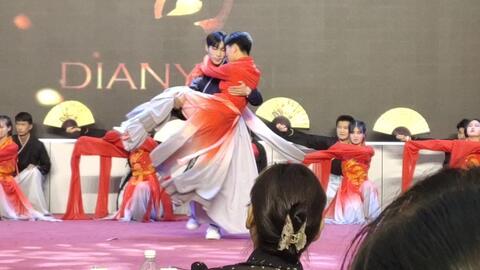 古风舞 金戈换故里 音乐 典狱司 海南医学院医学信息学院