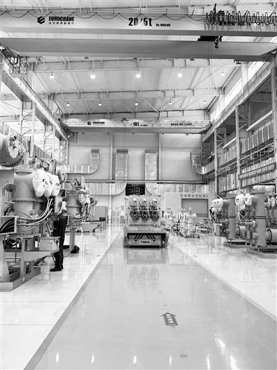 运用信息 数字技术 这个产业园里的工厂不一般